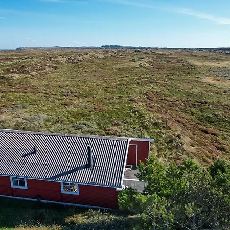 Overlooking Protected Dune Heath Holiday home